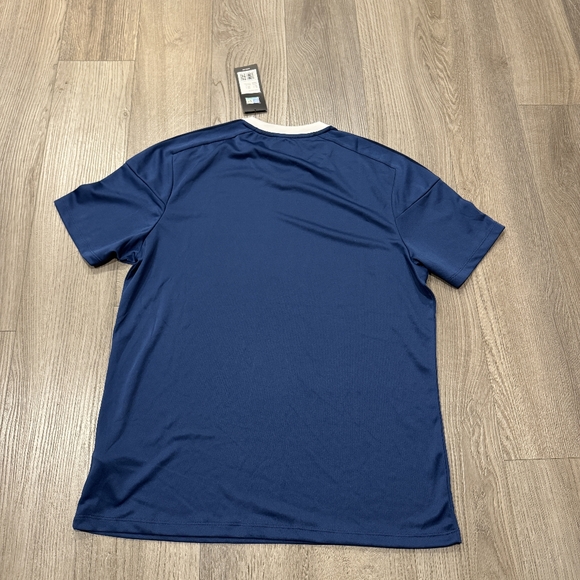 BNWT Umbro Men Legacy Soccer Jersey Blue/White Size Medium Football Plain Shirt - Picture 2 of 4